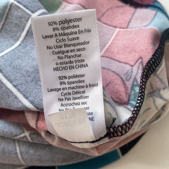 LulaRoe Christmas Top - Picture 6 of 7